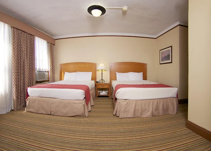 Historic Plains Hotel 3*
