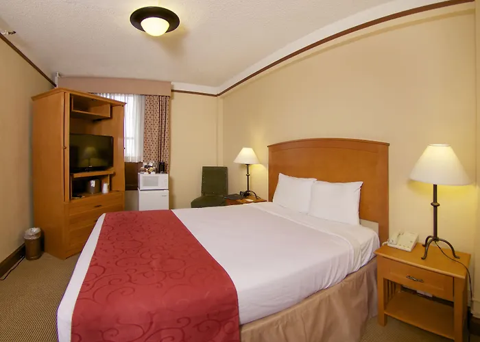 Hotel Historic Plains 3*
